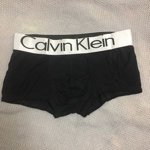 Medium Calvin Klein boxer briefs